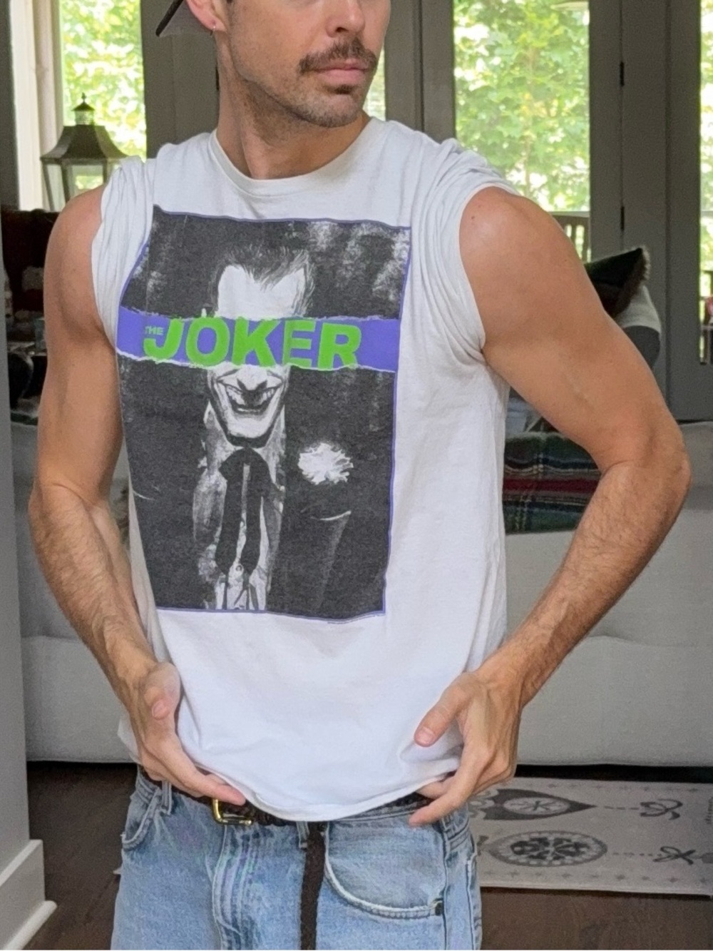 🃏 DC Comics The Joker Graphic Tee Batman Villain Movie T-Shirt Medium